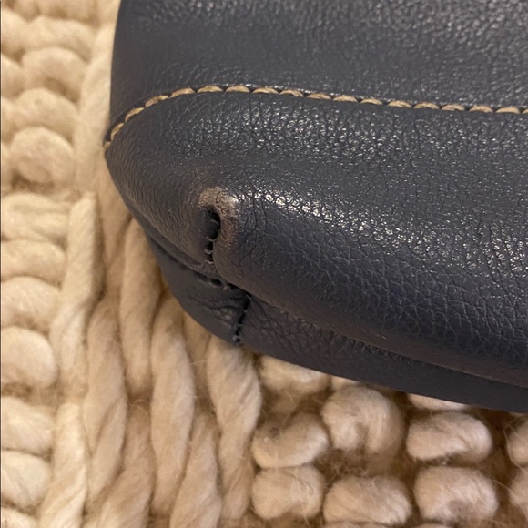 Roots Leather Fold-Over Bag Blue-Grey - Picture 10 of 16